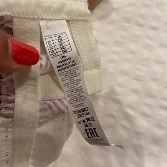 Intimissimi Daniela Little Pleasures Balconette Bra - White 38D NWOT - Picture 8 of 9